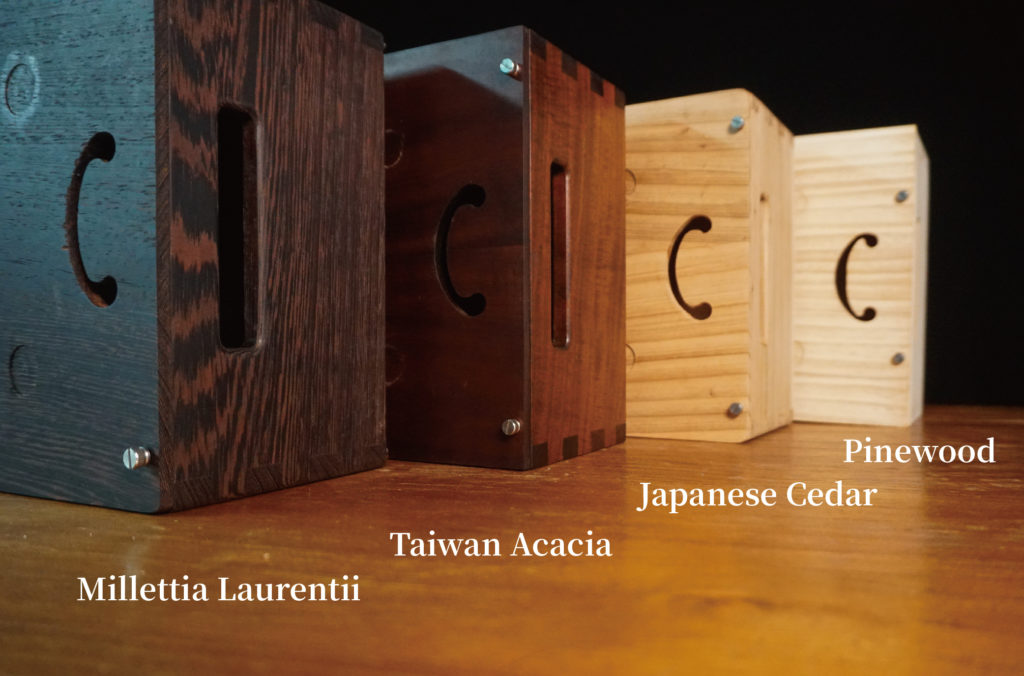 This is our newest Muro Box-N40 Music Box’s Resonance Box Prototypes made with 4 different solid woods to compare their sound effects: Millettia Laurentii,Taiwan Acacia, Japanese Cedar, and Pinewood (from left to right).
