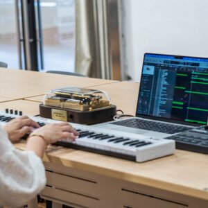 八音盒客制化音乐盒编曲服务(一首歌两分钟长为一个计费单位)