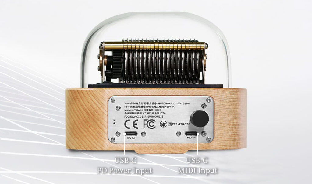 Muro Box-N20標準版智慧音樂盒背面接孔標示說明，Muro Box-N20 智慧音樂盒配備 Type-C 的 MIDI In 接口。